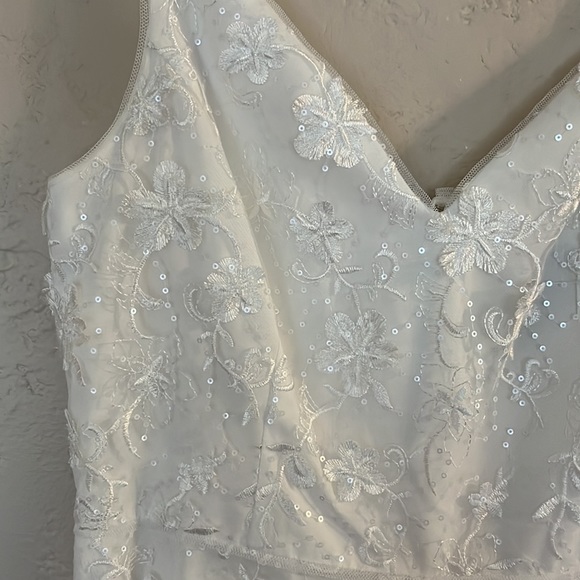 Adrianna Papell 3D FLORAL EMBROIDERED AND HAND-SEQUINED HIGH LOW DRESS in IVORY - Picture 8 of 12